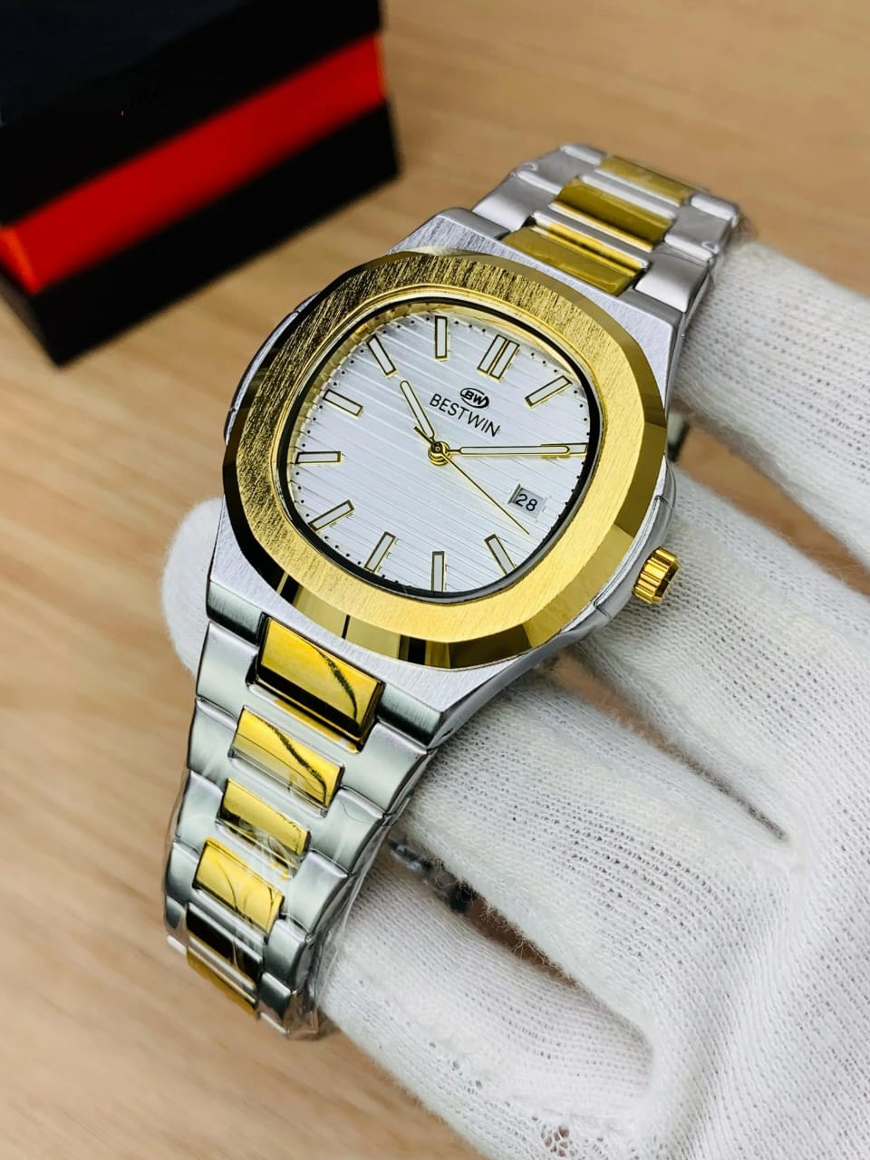Bestwin Watch